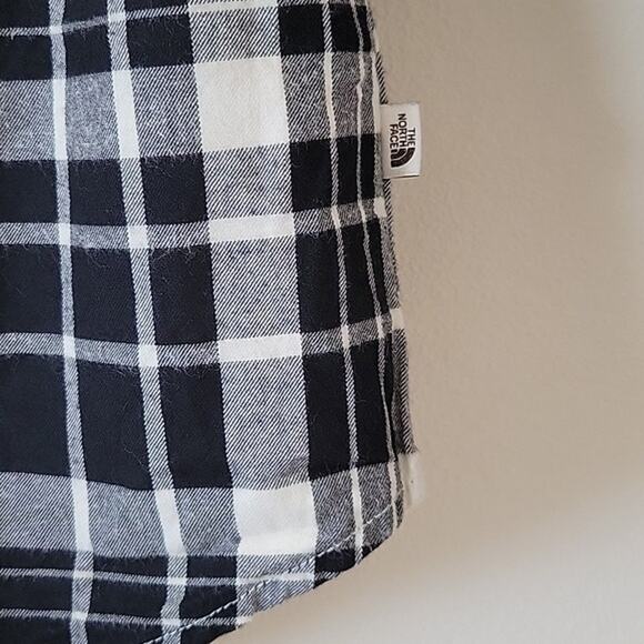 The North Face Black Plaid Berkeley Button Down Shirt Size Small S - Picture 3 of 6